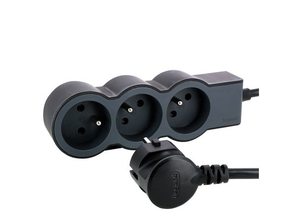 Multiprise VersaTek 2 Prises électriques + 2 RJ45 + USB, Aluminium et Noir,  câble d'alimentation 3m - Câblesfavorable à acheter dans notre magasin
