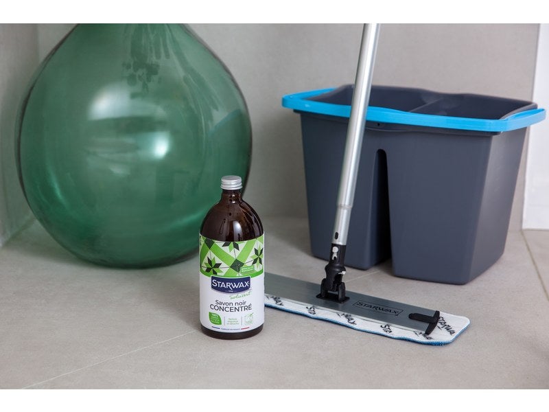 Savon noir à l'huile de lin Starwax pour nettoyer les sols intérieurs